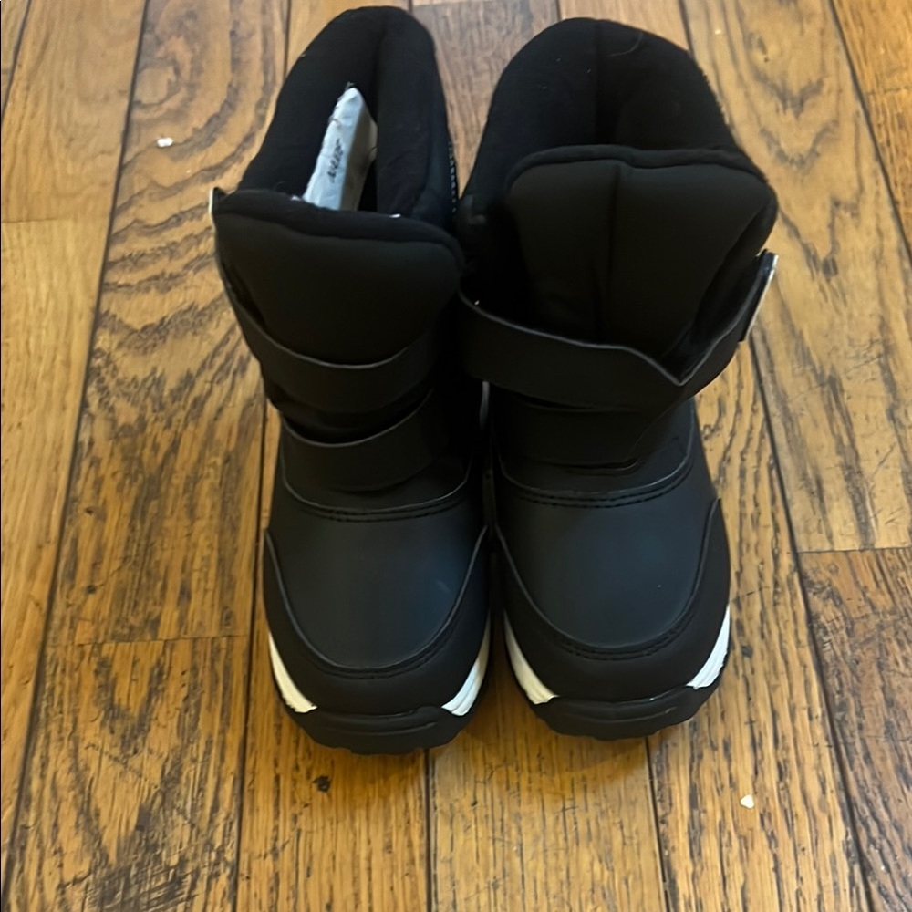 Black Winter Boots
